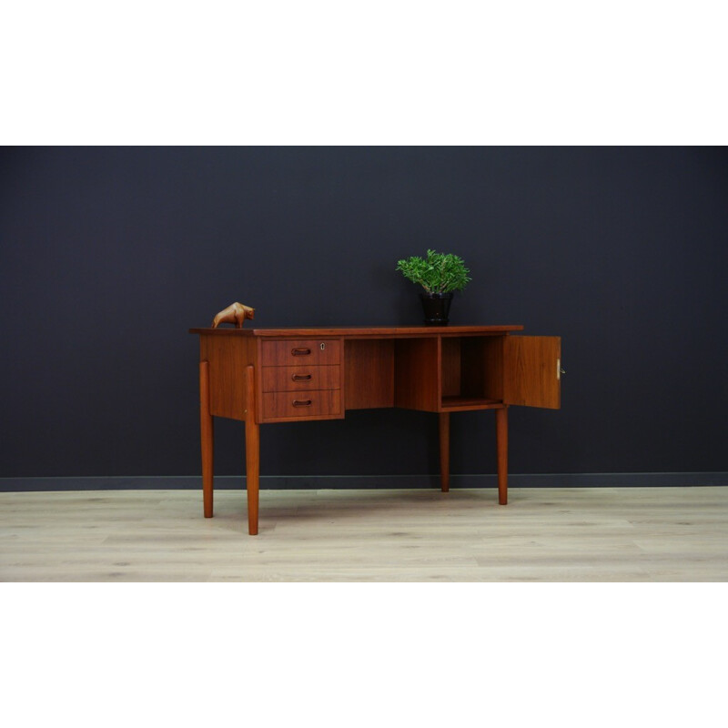 Vintage Danish design writing desk in teak - 1960s