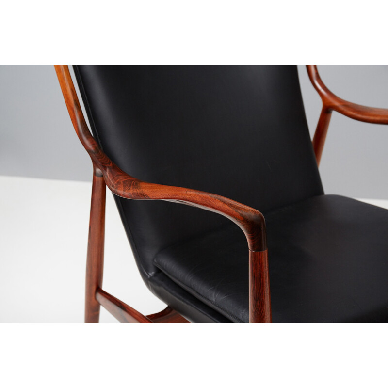 Vintage FJ-45 armchair in rosewood and leather by Finn Juhl - 1960s