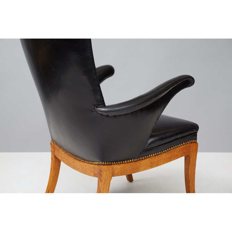 Paire de fauteuils vintage en chêne et Cuir par Frits Henningsen - 1930