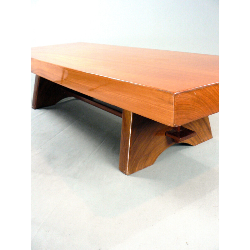 Table basse vintage en bois massif - 1950