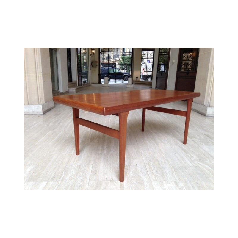 Scandinavian coffee table in teak, Johannes ANDERSEN - 1960s