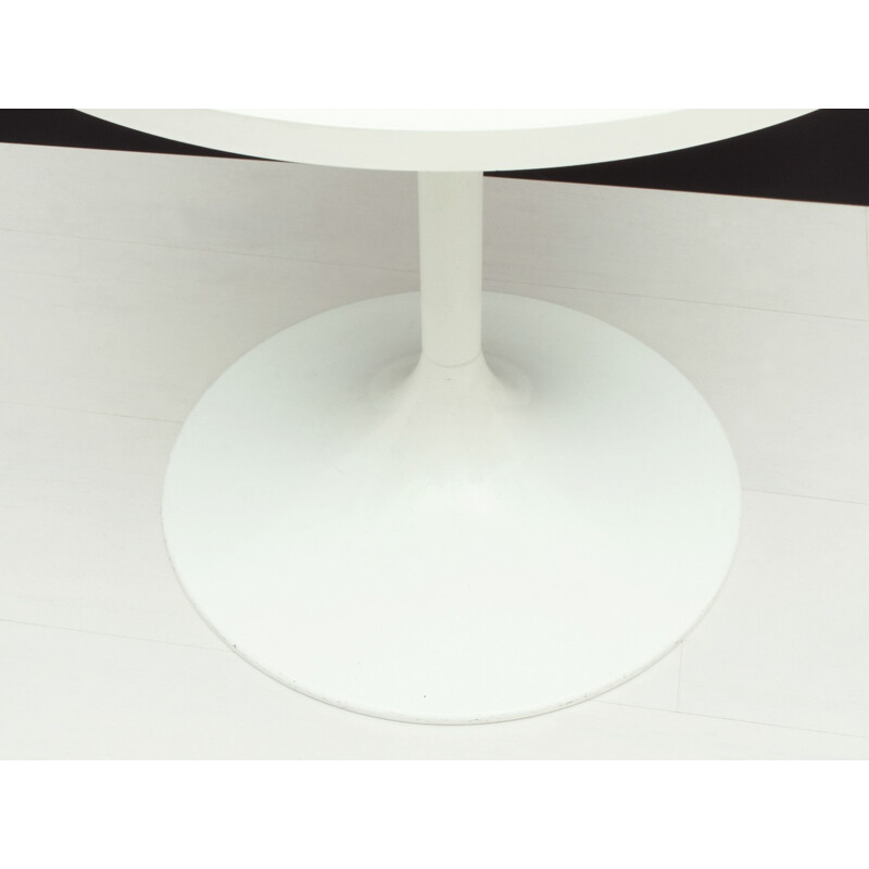 German White Tulip Side Table Model 3665 by Ilse Möbel - 1970s