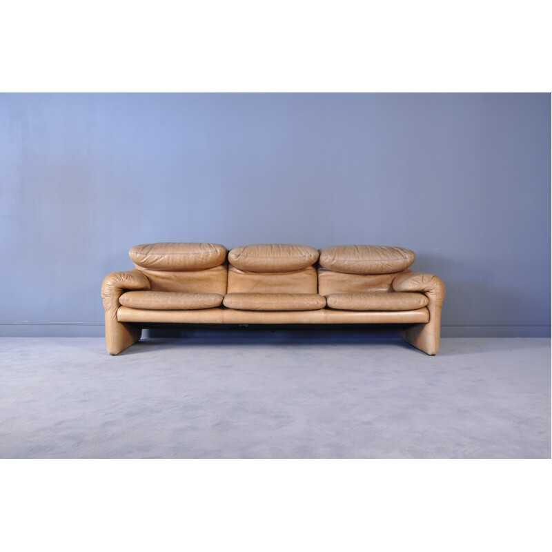 Italian "Maralunga" Sofa in Leather by Vico Magistretti  for Cassina - 1970s