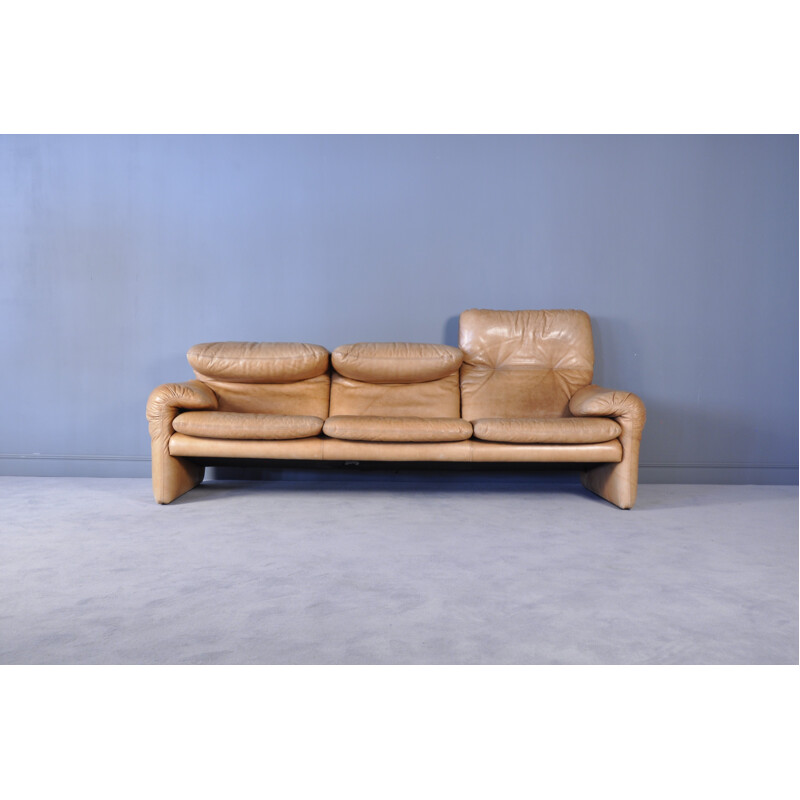 Italian "Maralunga" Sofa in Leather by Vico Magistretti  for Cassina - 1970s