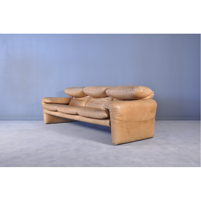Italian "Maralunga" Sofa in Leather by Vico Magistretti  for Cassina - 1970s