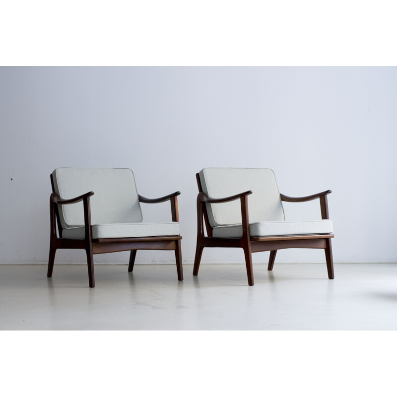 Vintage pair of Scandinavian teak armchairs in gray fabric - 1960s