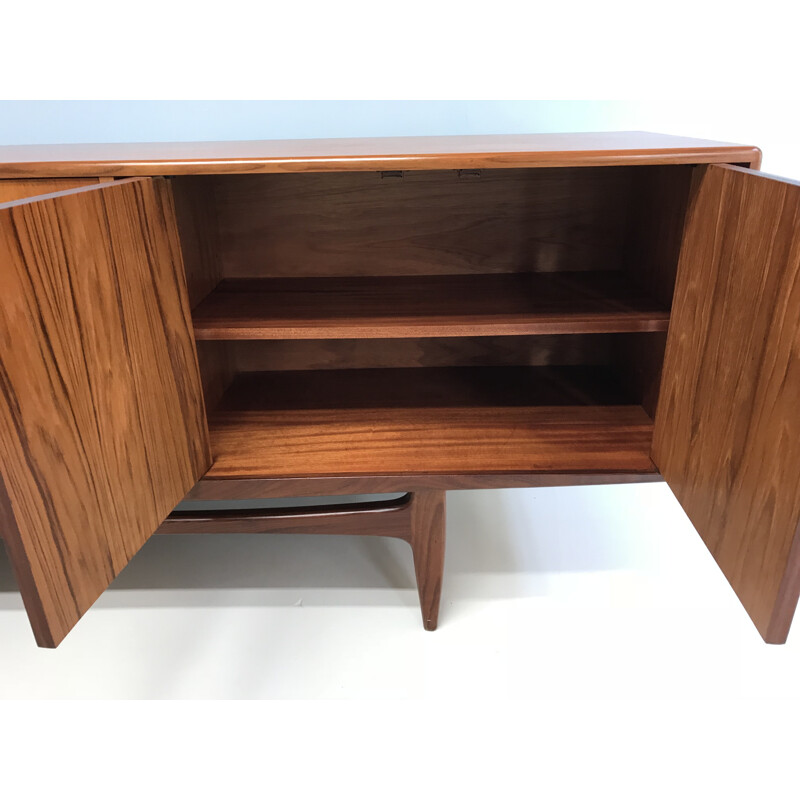 Vintage teak "Fresco" sideboard by V.Wilkins for G-Plan - 1960s