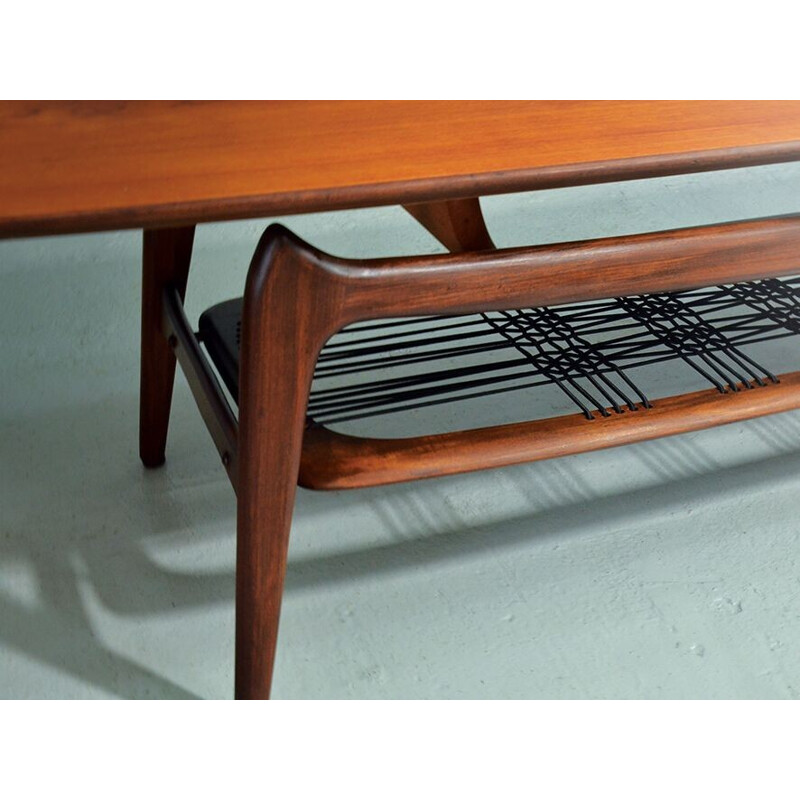 Table basse vintage en teck par Louis van Teeffelen - 1950