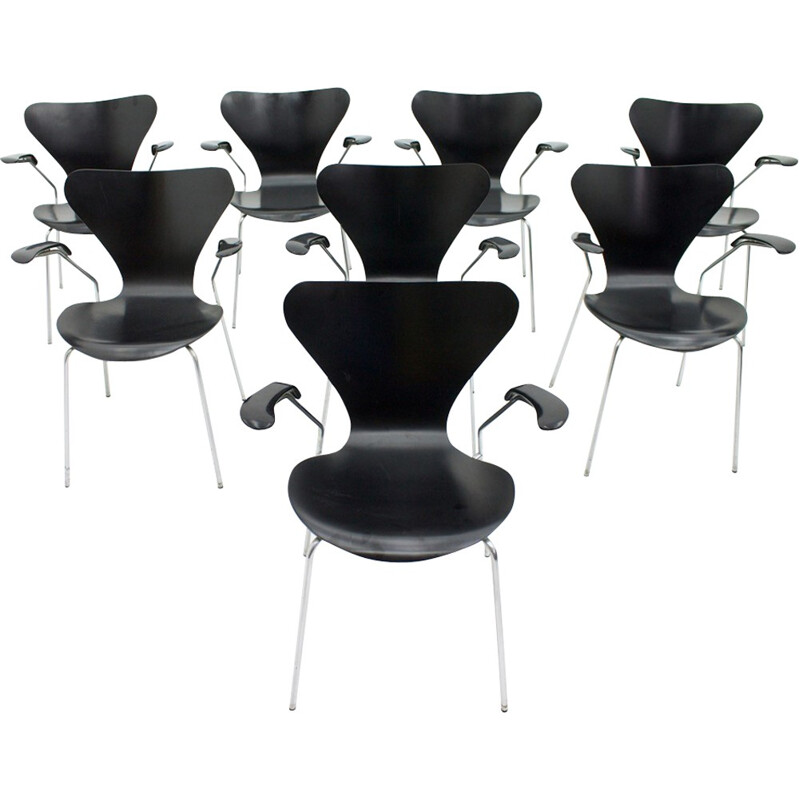 Vintage set of 8 of black "3207" dining chairs by Arne Jacobsen for Fritz Hansen - 1950s