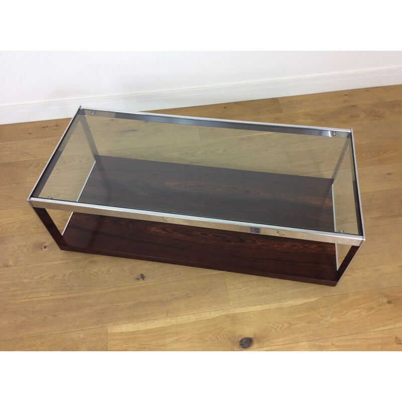 Table basse vintage en palissandre et verre sur roulettes par Richard Young pour Merrow Associates - 1970