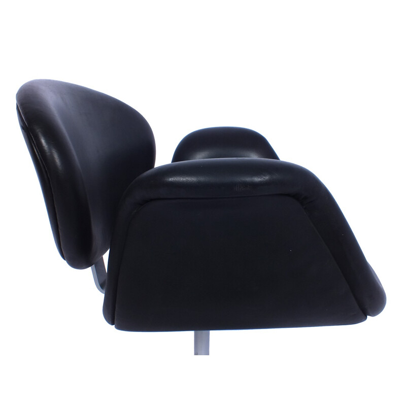 Set of 2 black leather Tulip chairs by Pierre Paulin for Artifort - 1960s