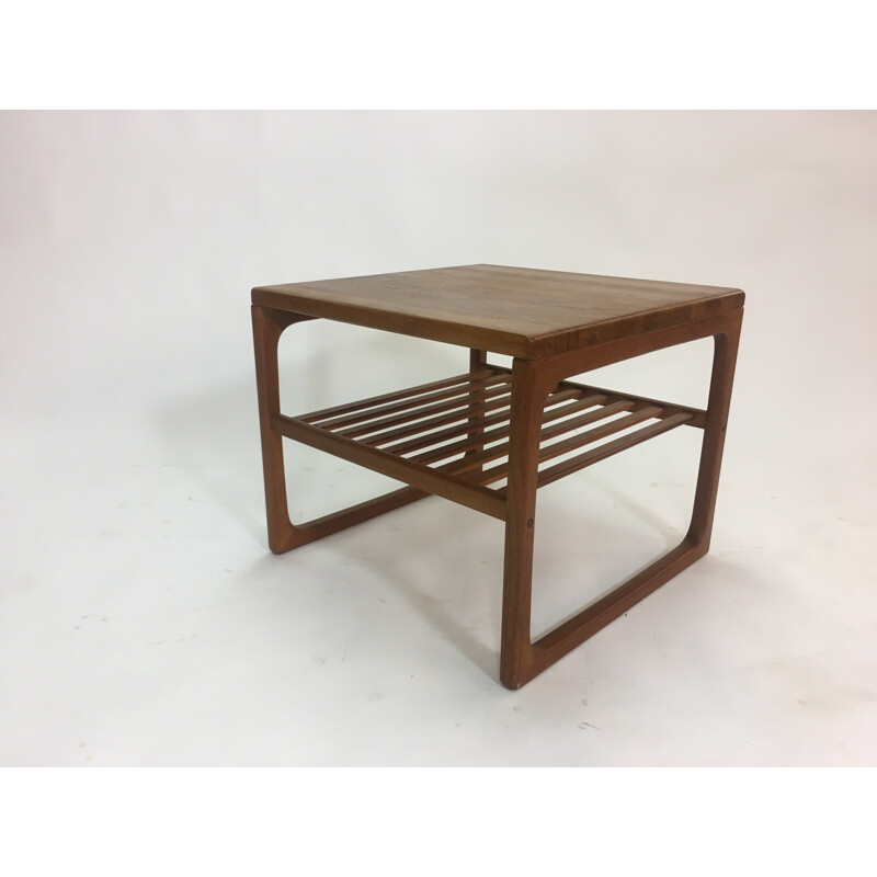 Vintage Scandinavian Teak Side Table from Dyrlund - 1960s