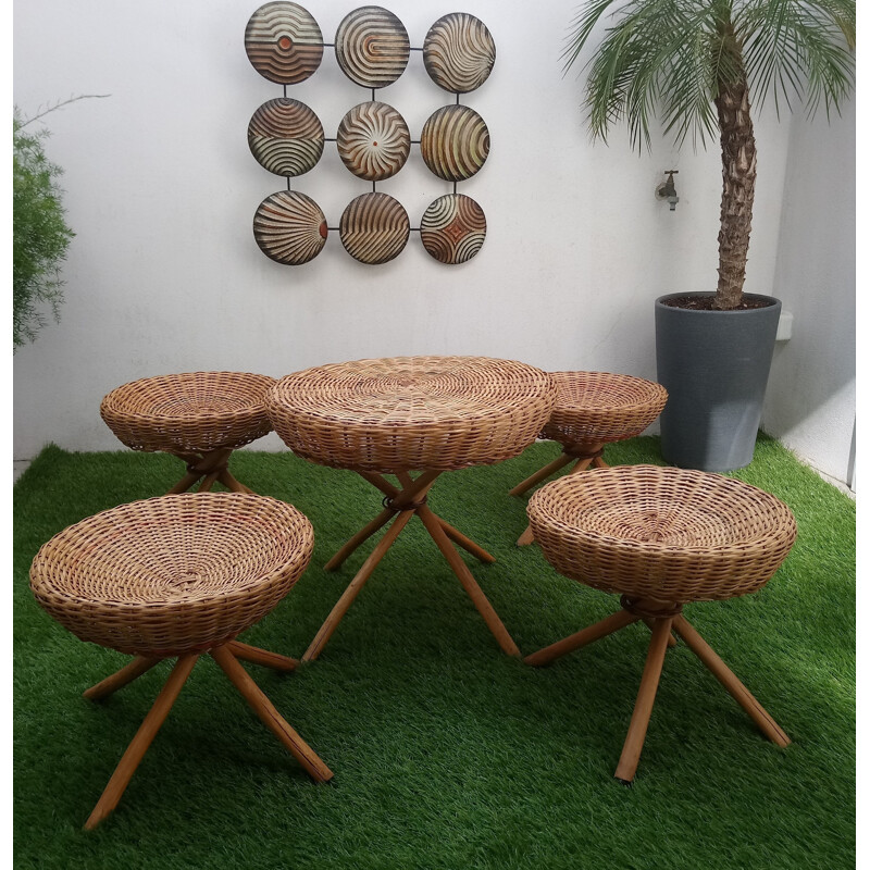 Set of 4 vintage stool and 1 side table in wicker - 1960s