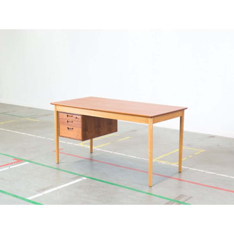 Bureau vintage en teck et chêne par Borge Mogensen - 1950