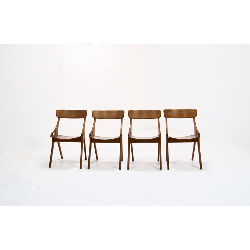 Suite de 4 chaises de salle à manger vintage par Hovmand Olsen pour Mogens Kold - 1950