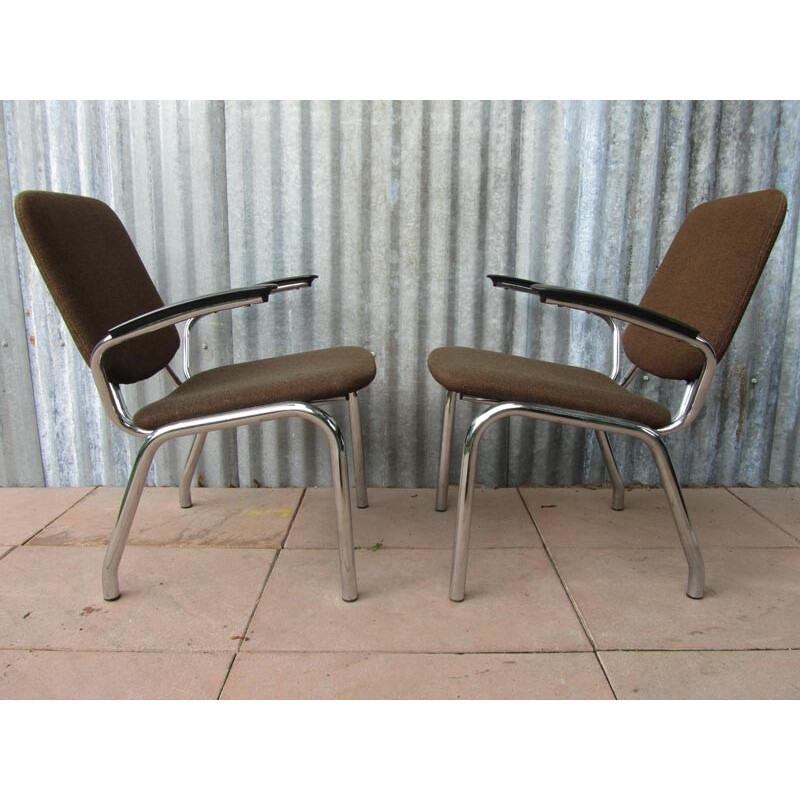 Paire de fauteuils Gispen en acier chromé et tissu marron, Martin DE WIT - 1960
