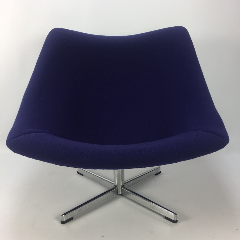 Vintage Oyster Chair with cross base by Pierre Paulin for Artifort - 1960s