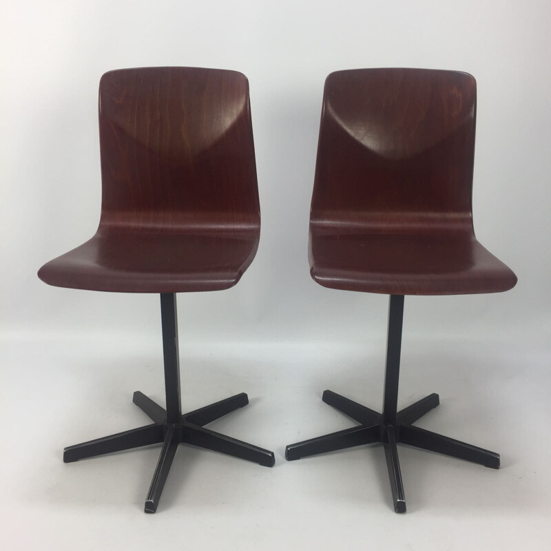Ensemble de 2 chaises vintage Thur-Op-Seat en métal par Pagholz 1950