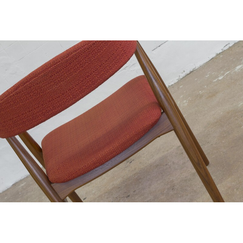 Scandinavian chair in teak and red fabric - 1960s