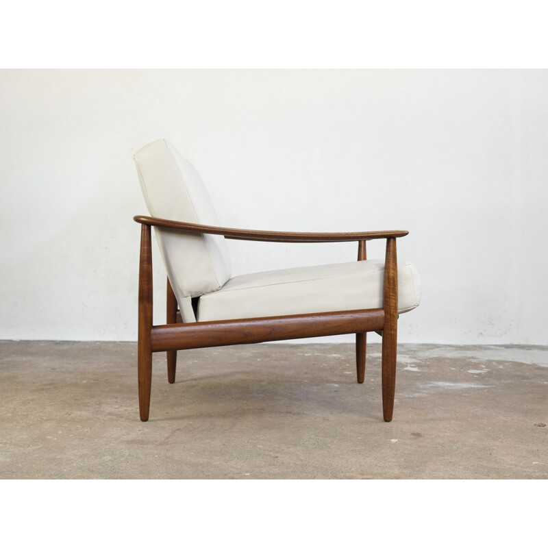 White easy chair in solid teak by Walter Knoll - 1960s