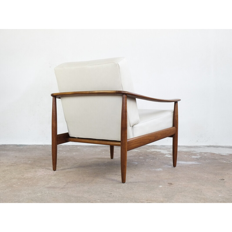 White easy chair in solid teak by Walter Knoll - 1960s