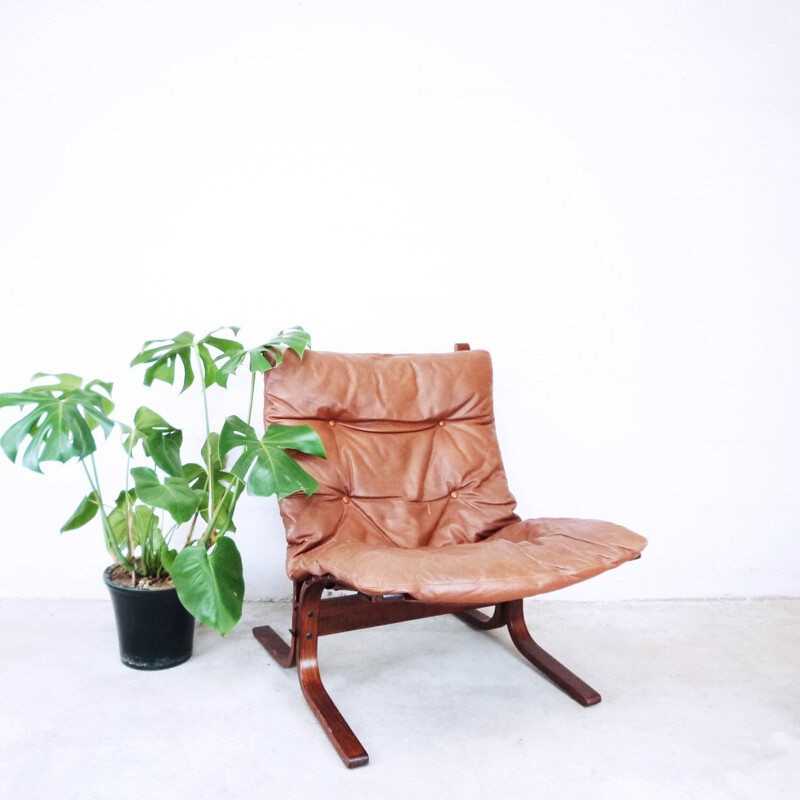 Vintage "Siesta" leather armchair by Ingmar Relling for Westnofa - 1960s