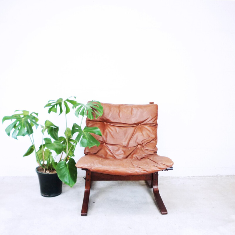 Vintage "Siesta" leather armchair by Ingmar Relling for Westnofa - 1960s