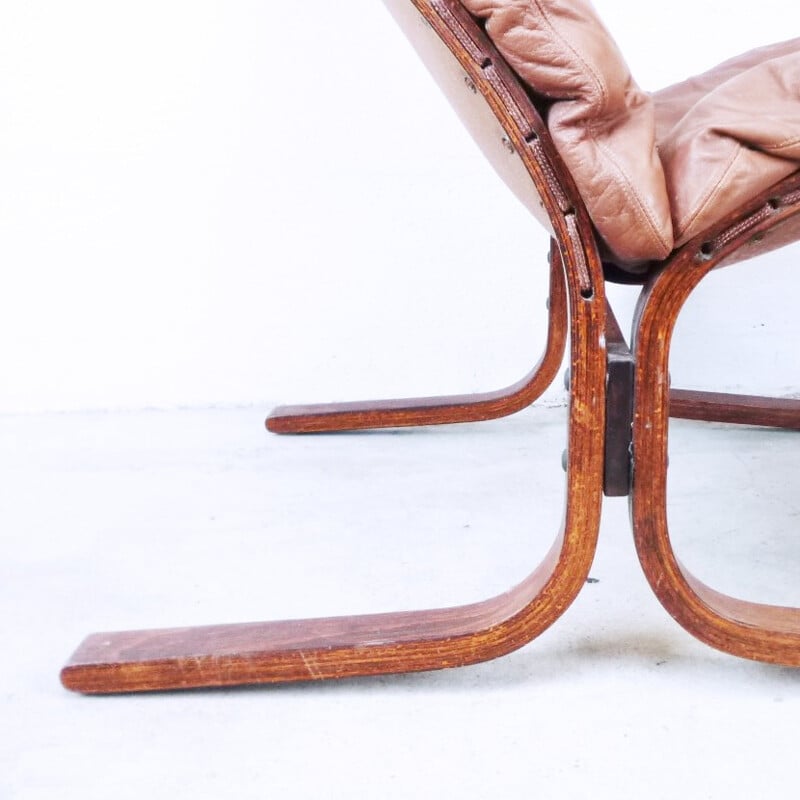 Vintage "Siesta" leather armchair by Ingmar Relling for Westnofa - 1960s