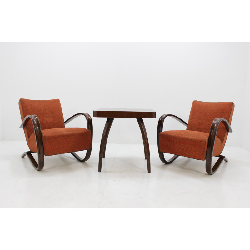 Suite de 2 fauteuils "H-269" de Jindrich Halabala & 1 table basse - 1960