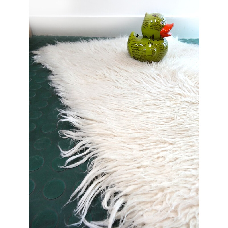 White Vintage pure wool rug - 1970s