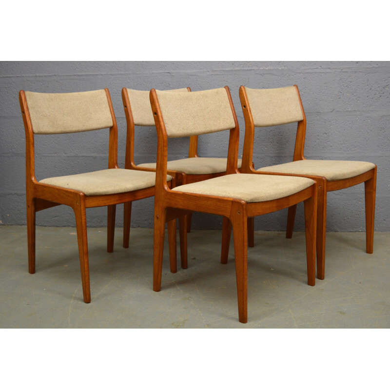 Table à repas et 4 chaises vintage en Teck pour D-Scan - 1970