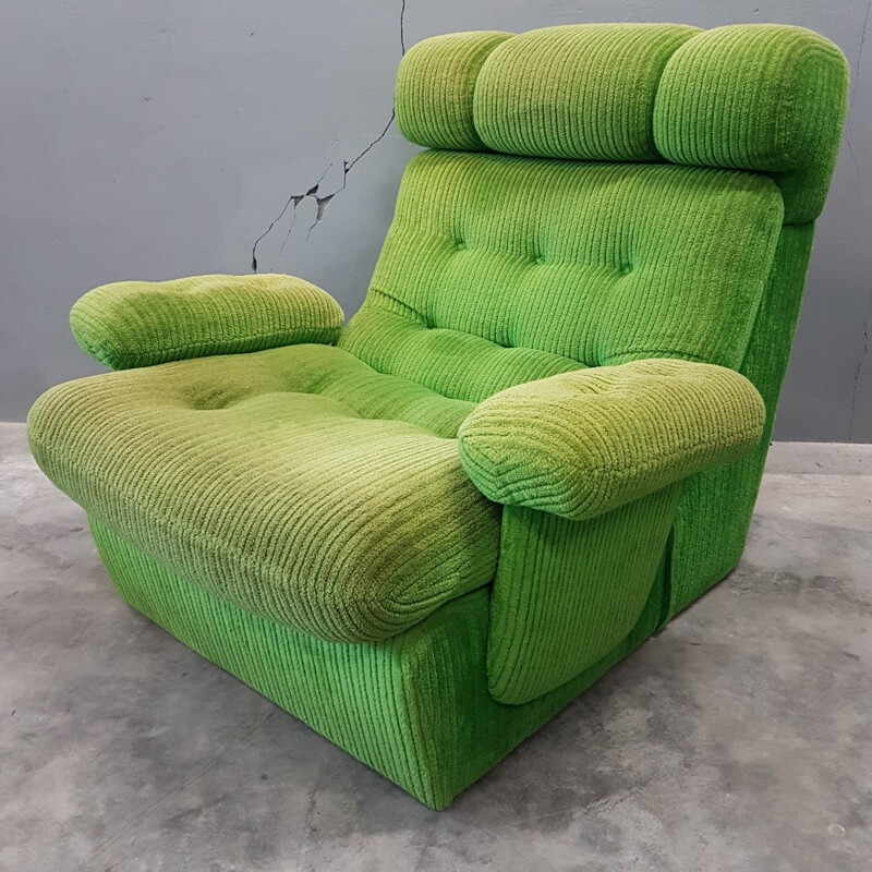 Vintage Space Age lounge chair made of apple green velvet - 1970s