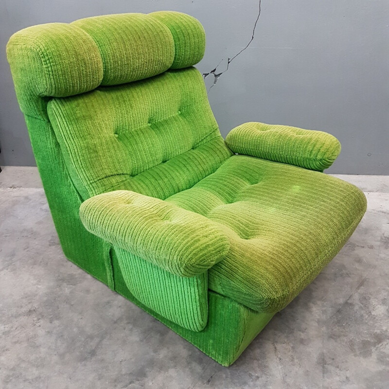 Fauteuil lounge en velours vert pomme d'ère spatiale - 1970