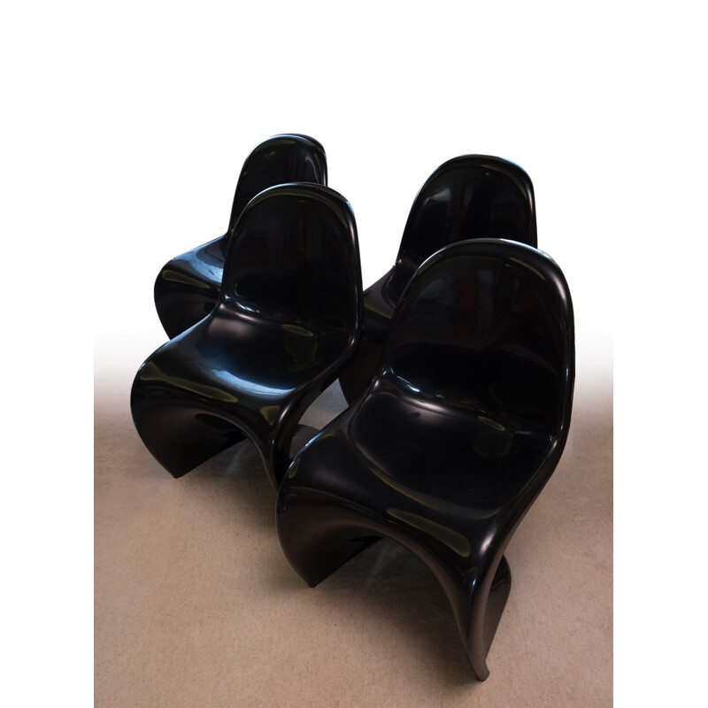 Suite de 4 chaises en plastique par Vener Panton - 1970