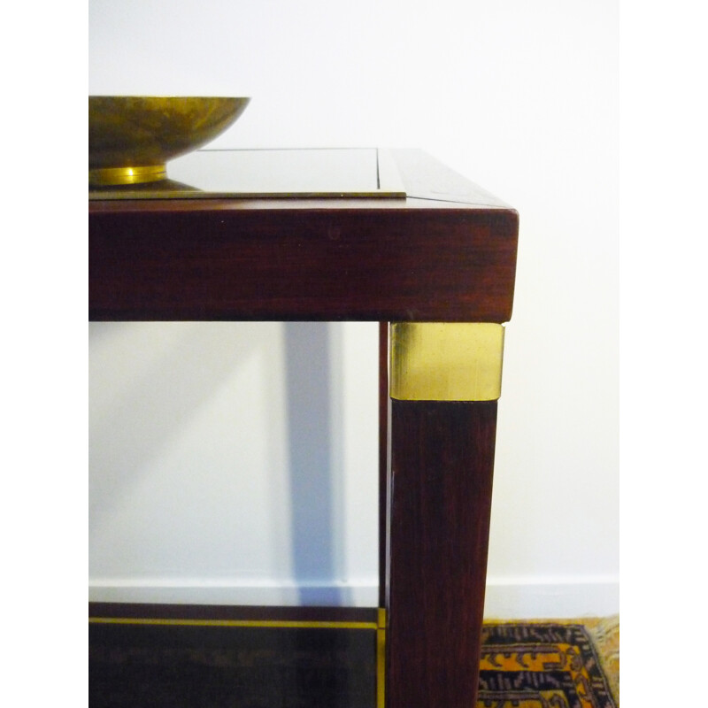 Maison JANSEN, console, neoclassical style rolling table in mahogany and brass. Circa 1970