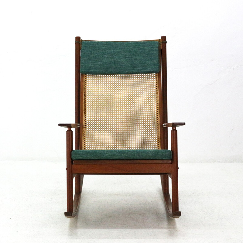Vintage "532-A" teak rocking chair by Hans Olsen - 1950s