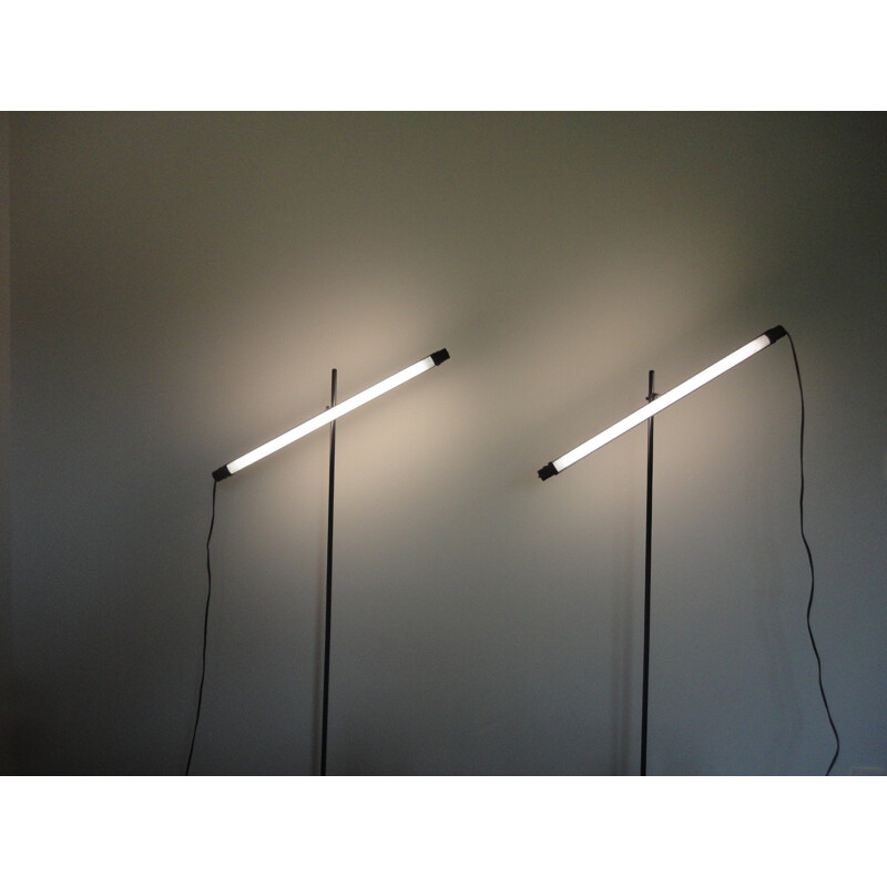 Paire de lampadaires minimalistes Lival - années 80
