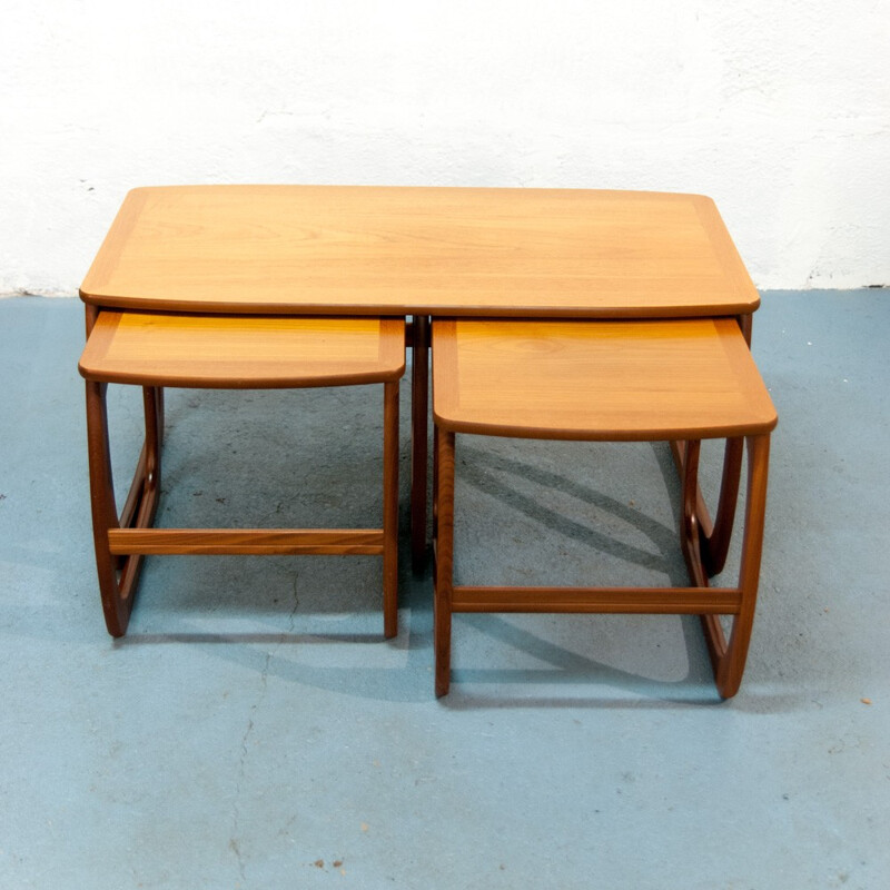 Set of Scandinavian nesting tables in teak - 1960s