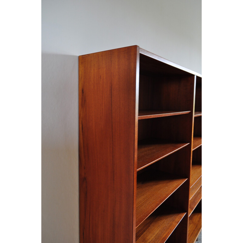 Vintage teak bookcase with 9 shelves by Aage Hundevad for Hundevad & Co - 1960s