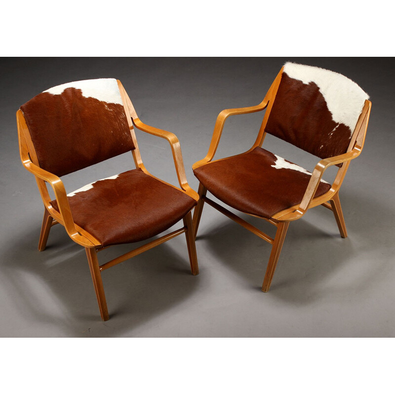 Vintage pair of Danish armchairs by Peter Hvidt - 1960s