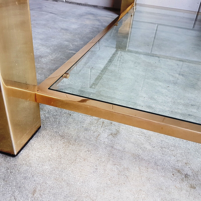 Table basse plaquée or avec deux étagères en verre taillé par Belgo Chrom - 1980