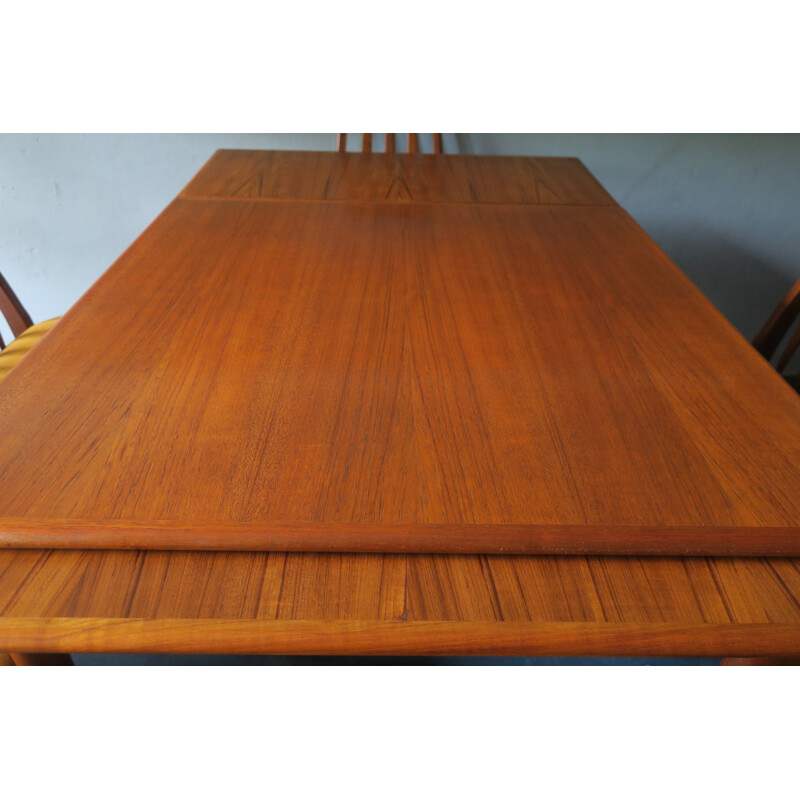 Vintage Extendable Dining Table in teak - 1960s