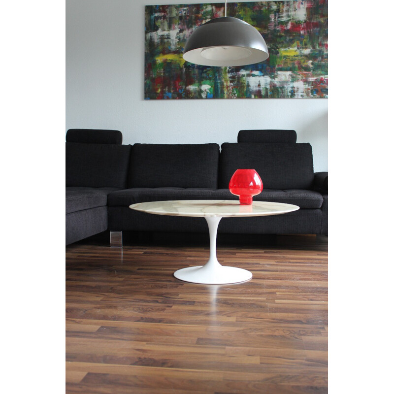 Vintage carrara marble "Tulip" coffee table by Eero Saarinen - 1950s