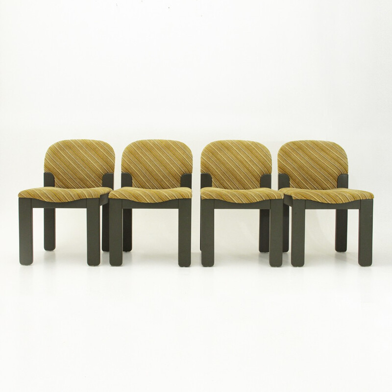 Set of 4 dining chairs by Ernesto Radaelli for Saporiti - 1980s