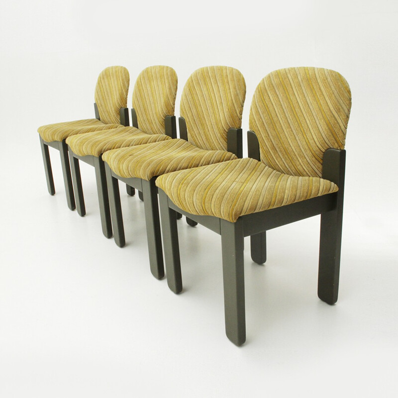 Set of 4 dining chairs by Ernesto Radaelli for Saporiti - 1980s