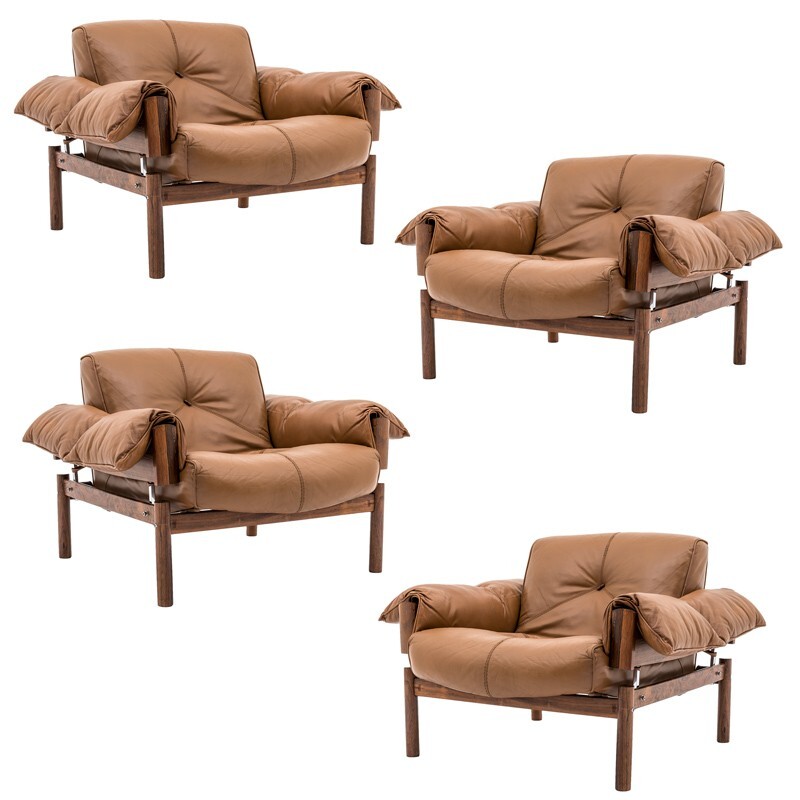 Suite de 4 fauteuils en cuir et palissandre de Percival Lafer - 1960