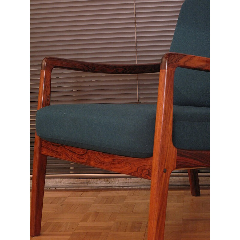 Vintage rosewood lounge chair by Ole Wanscher - 1960s