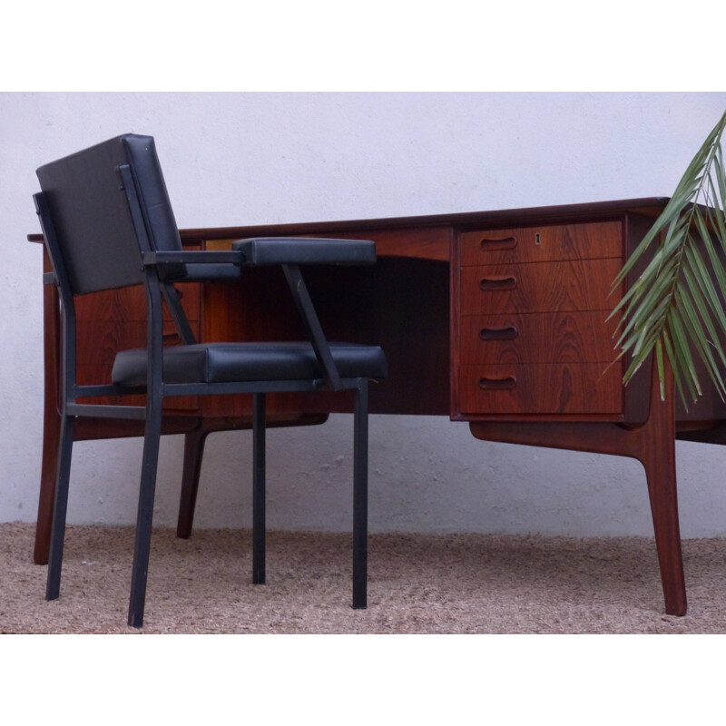 Scandinavian executive desk in rosewood by Svend Aage Madsen for Sigurd Hansen - 1960s