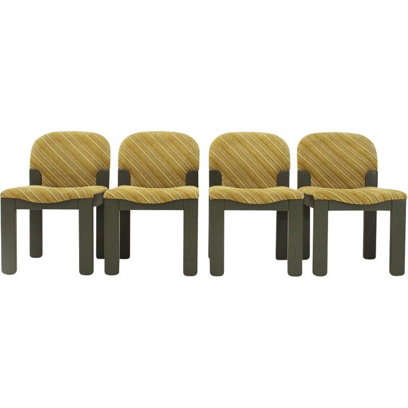 Suite de 4 chaises à repas d'Ernesto Radaelli pour Saporiti - 1980