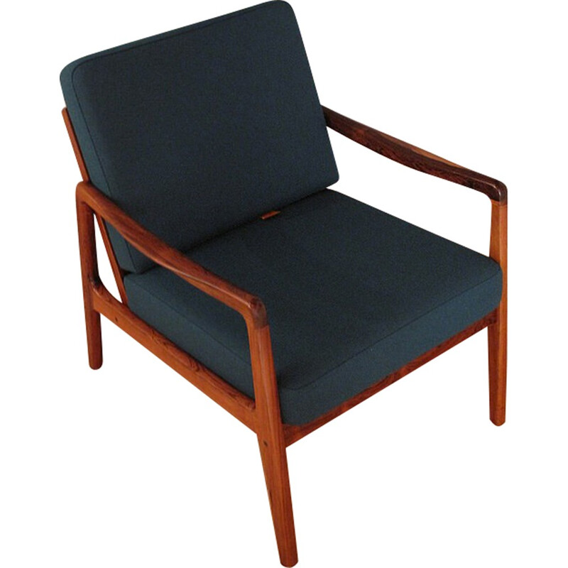 Vintage rosewood lounge chair by Ole Wanscher - 1960s